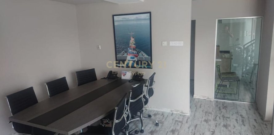 150m2 Office in Limassol, No. 56017