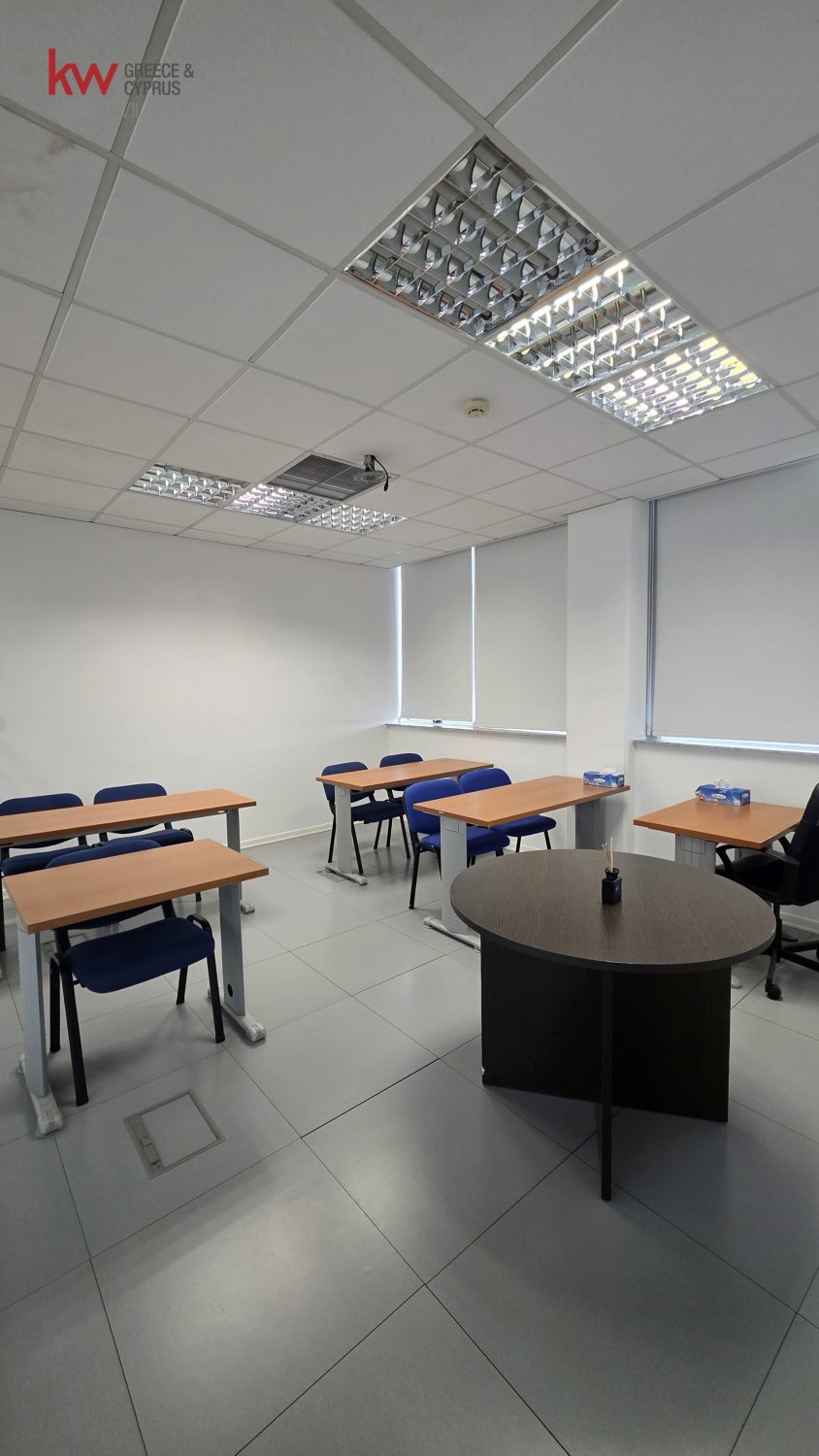 10 rooms Office in Aglandjia, Nicosia, Cyprus No. 39507