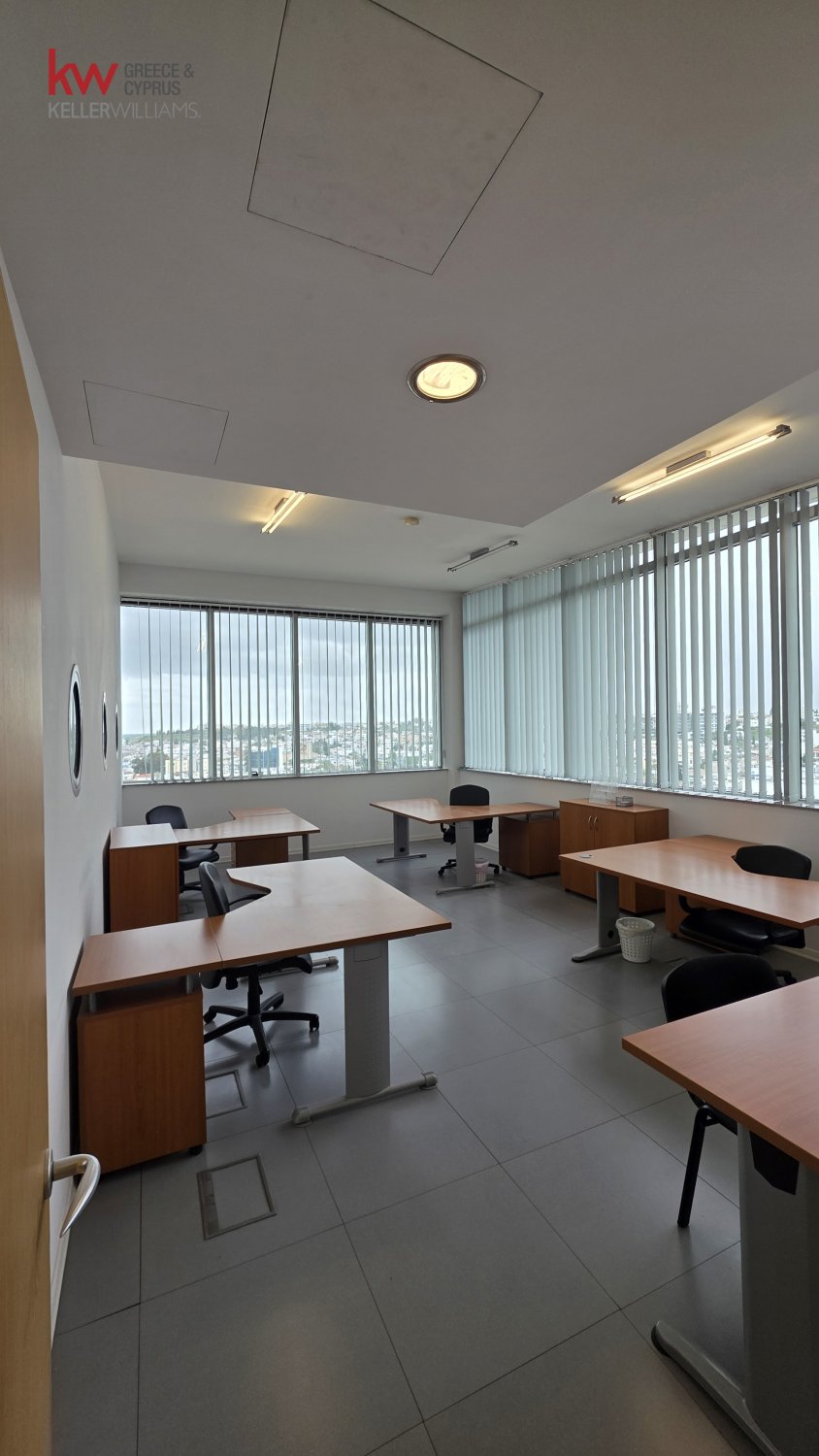 10 rooms Office in Aglandjia, Nicosia, Cyprus No. 39507
