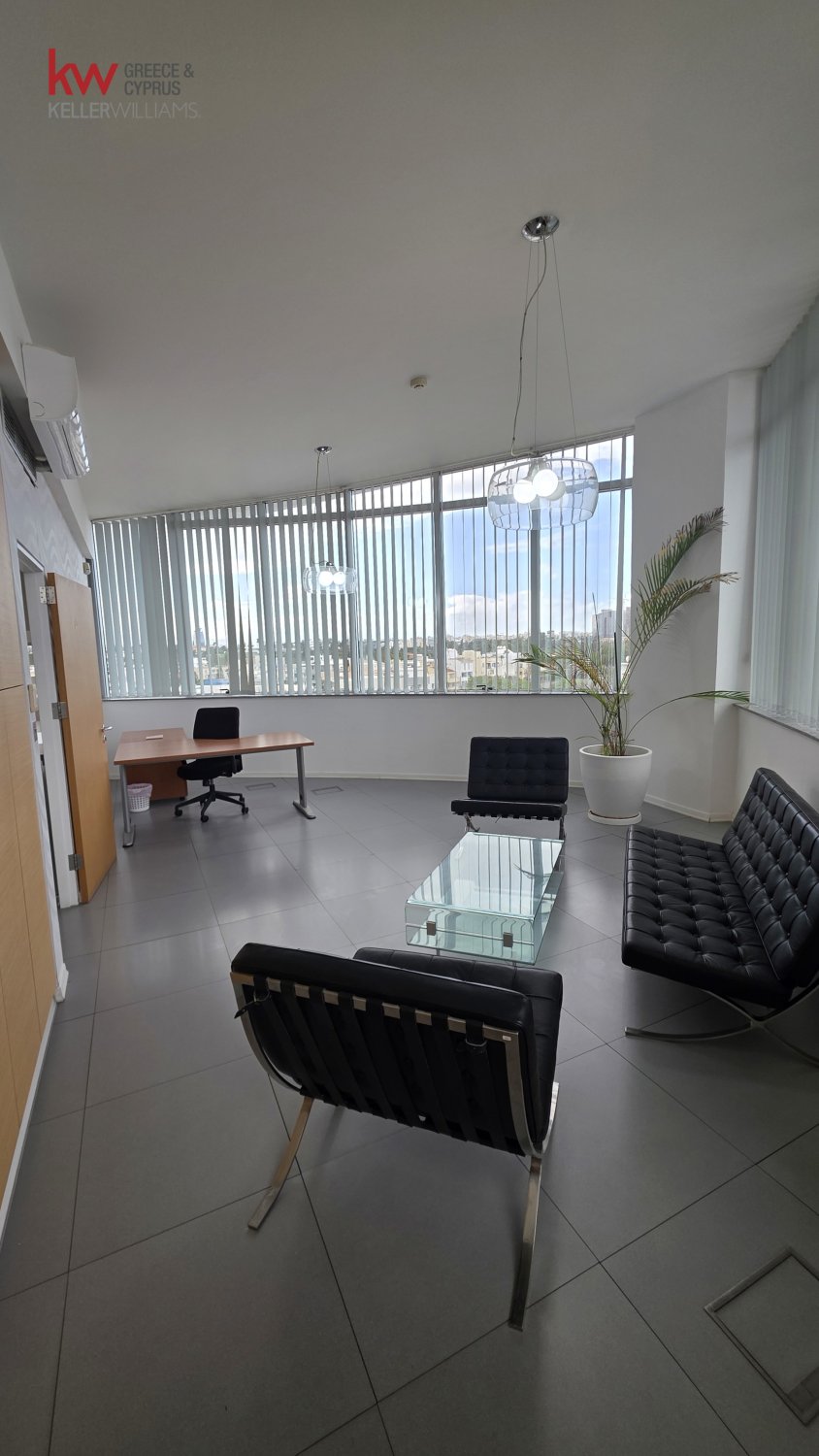 10 rooms Office in Aglandjia, Nicosia, Cyprus No. 39507