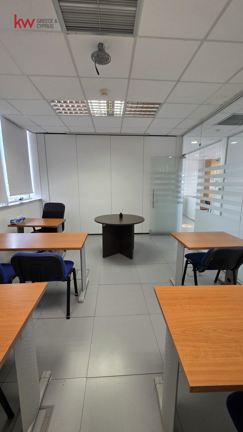 10 rooms Office in Aglandjia, Nicosia, Cyprus No. 39507