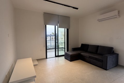 3 bedrooms Apartment in Strovolos, Nicosia,  No. 39510 2