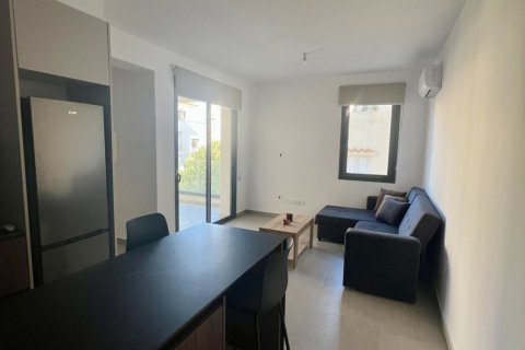 1 bedroom Apartment in Larnaka, No. 39508 4