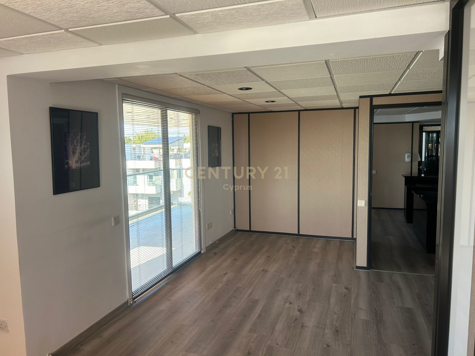 180m2 Oficina en Limassol, Chipre No. 53596