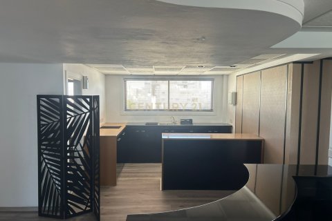 Офис 180м2 в Лимассол, Лимасол,  № 53596 2
