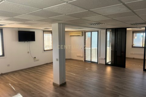 Офис 180м2 в Лимассол, Лимасол,  № 53596 10