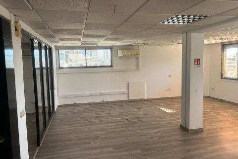 Офис 180м2 в Лимассол, Лимасол,  № 53596 11