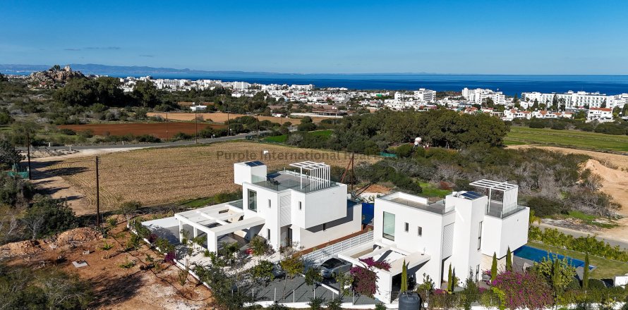 4 bedrooms Villa in Protaras, Ammochostos,  No. 35278