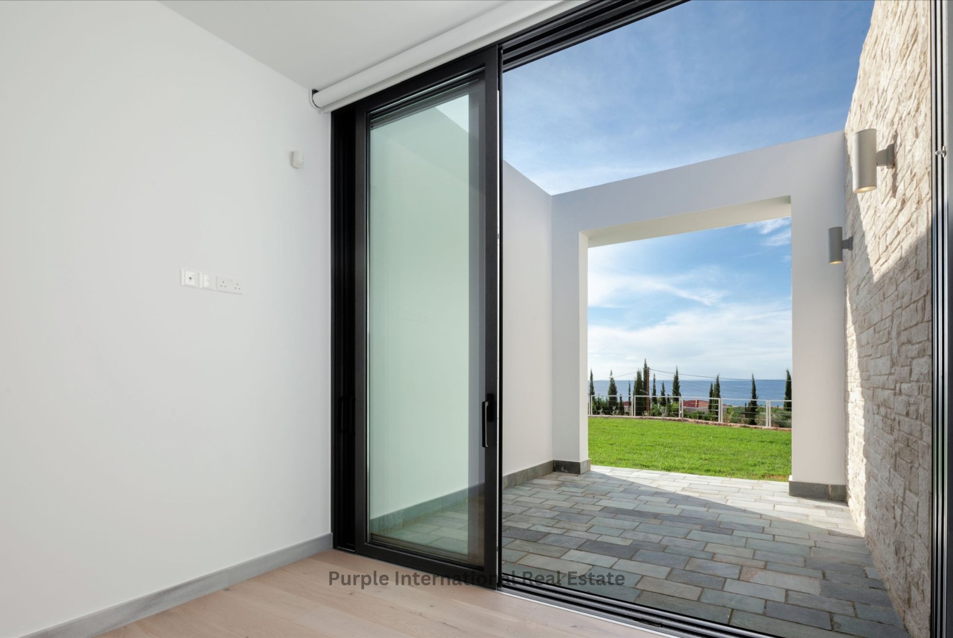 4 bedrooms Villa in Sea Caves, Pegeia, Paphos, Cyprus No. 37008