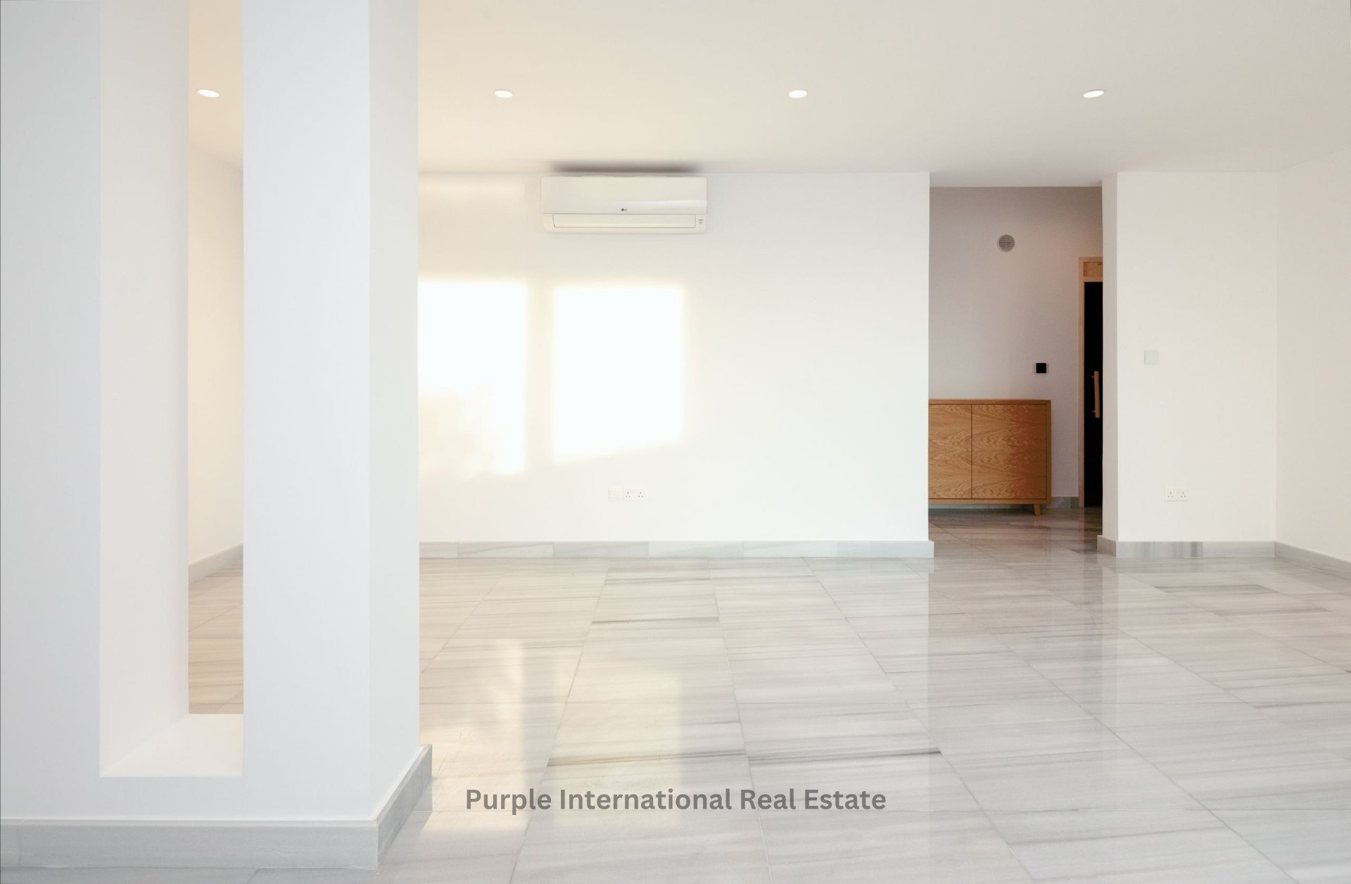 4 bedrooms Villa in Sea Caves, Pegeia, Paphos, Cyprus No. 37008