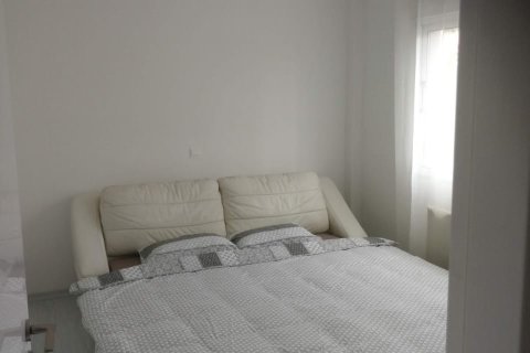 5 bedrooms Villa in Limassol, No. 49482 4