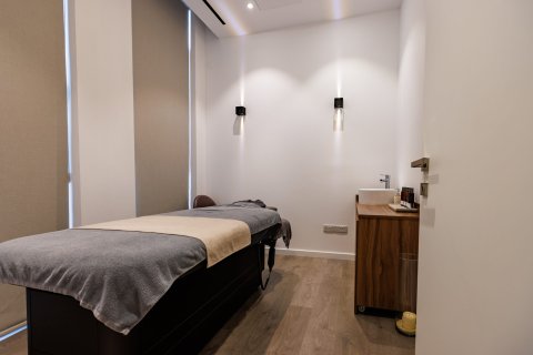 3 bedrooms Apartment in Zakaki, Limassol,  No. 42382 10