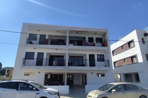 2 bedrooms Apartment in Livadia, Larnaka,  No. 40022 23