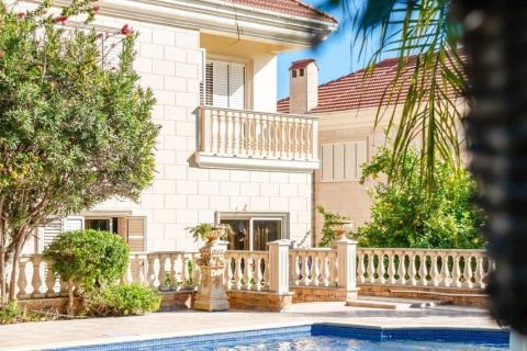 4 chambres Villa à Agios Tychonas, Limassol,  No. 49315