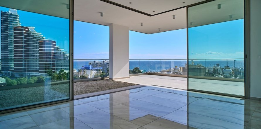 1 bedroom Apartment in Limassol,  No. 49312