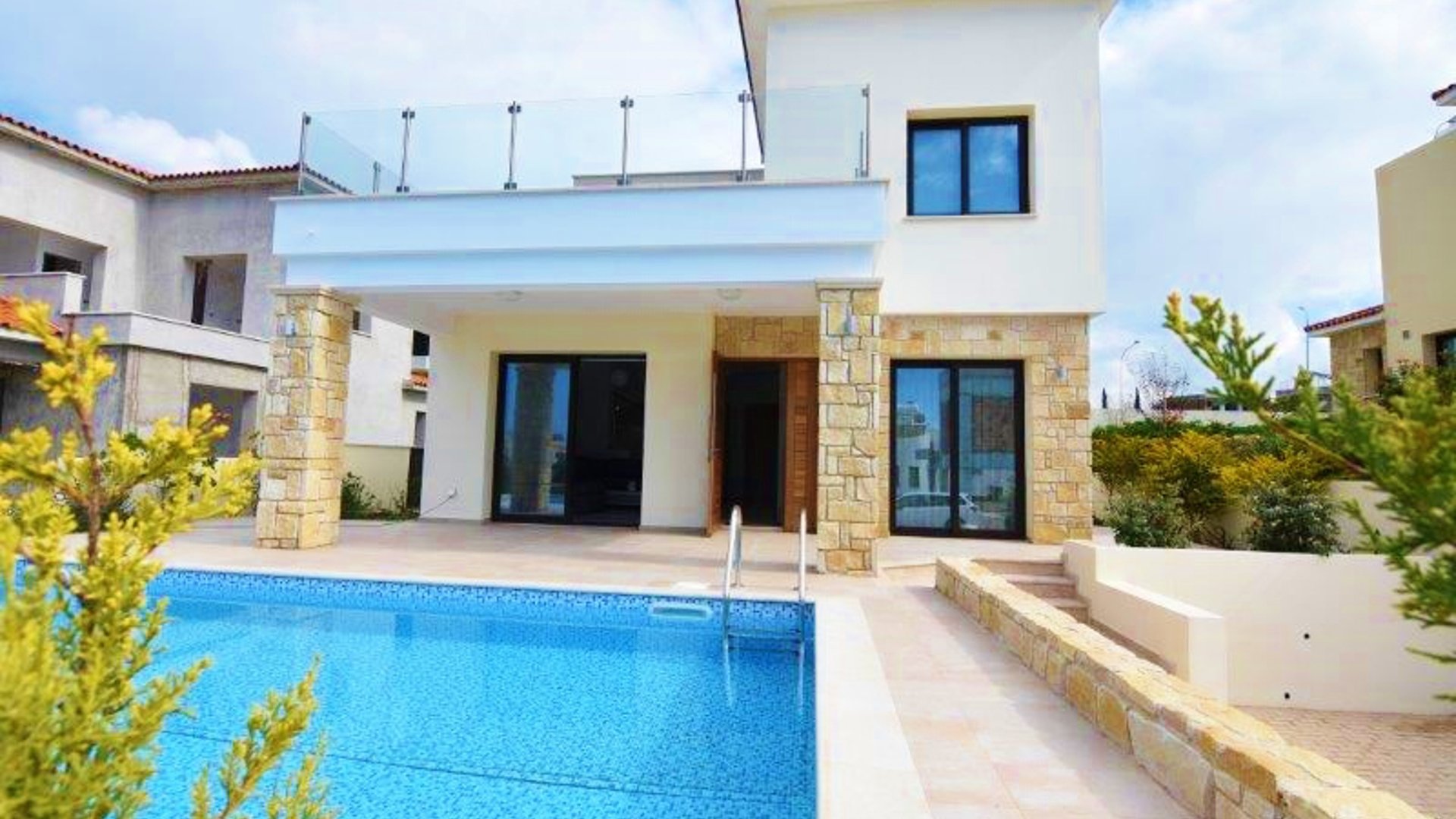 3 bedrooms Villa in Coral Bay, Pegeia, Paphos, Cyprus No. 25998