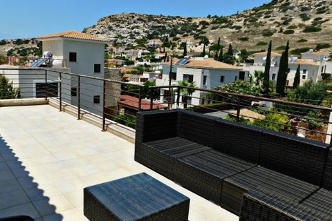 3 bedrooms Villa in Pegeia, Paphos, Cyprus No. 25997
