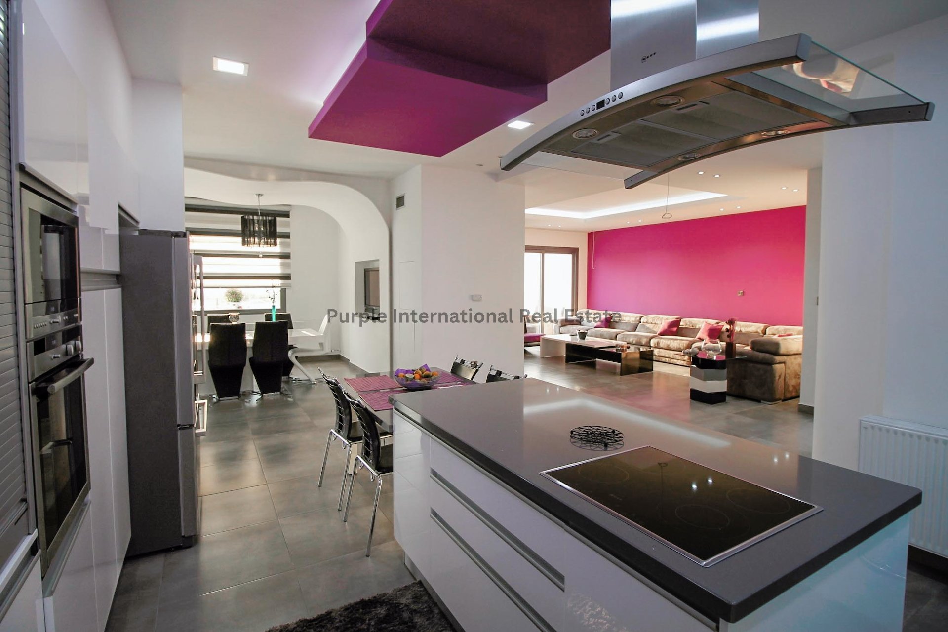 4 bedrooms Villa in Empa, Paphos, Cyprus No. 8163