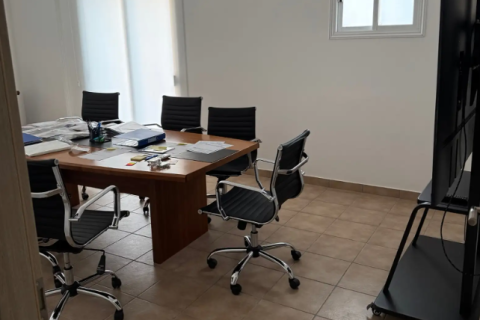 7 rooms Office in Larnaca, Larnaka,  No. 51841 5