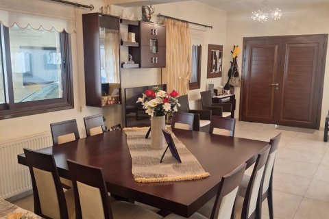 3 bedrooms Townhouse in Strovolos, Nicosia,  No. 51842 8