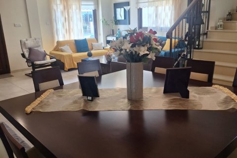 3 bedrooms Townhouse in Strovolos, Nicosia,  No. 51842 7