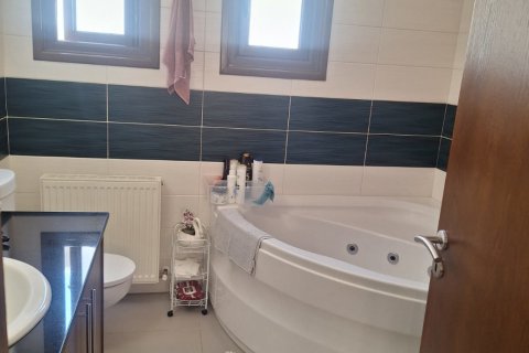 3 bedrooms Townhouse in Strovolos, Nicosia,  No. 51842 27