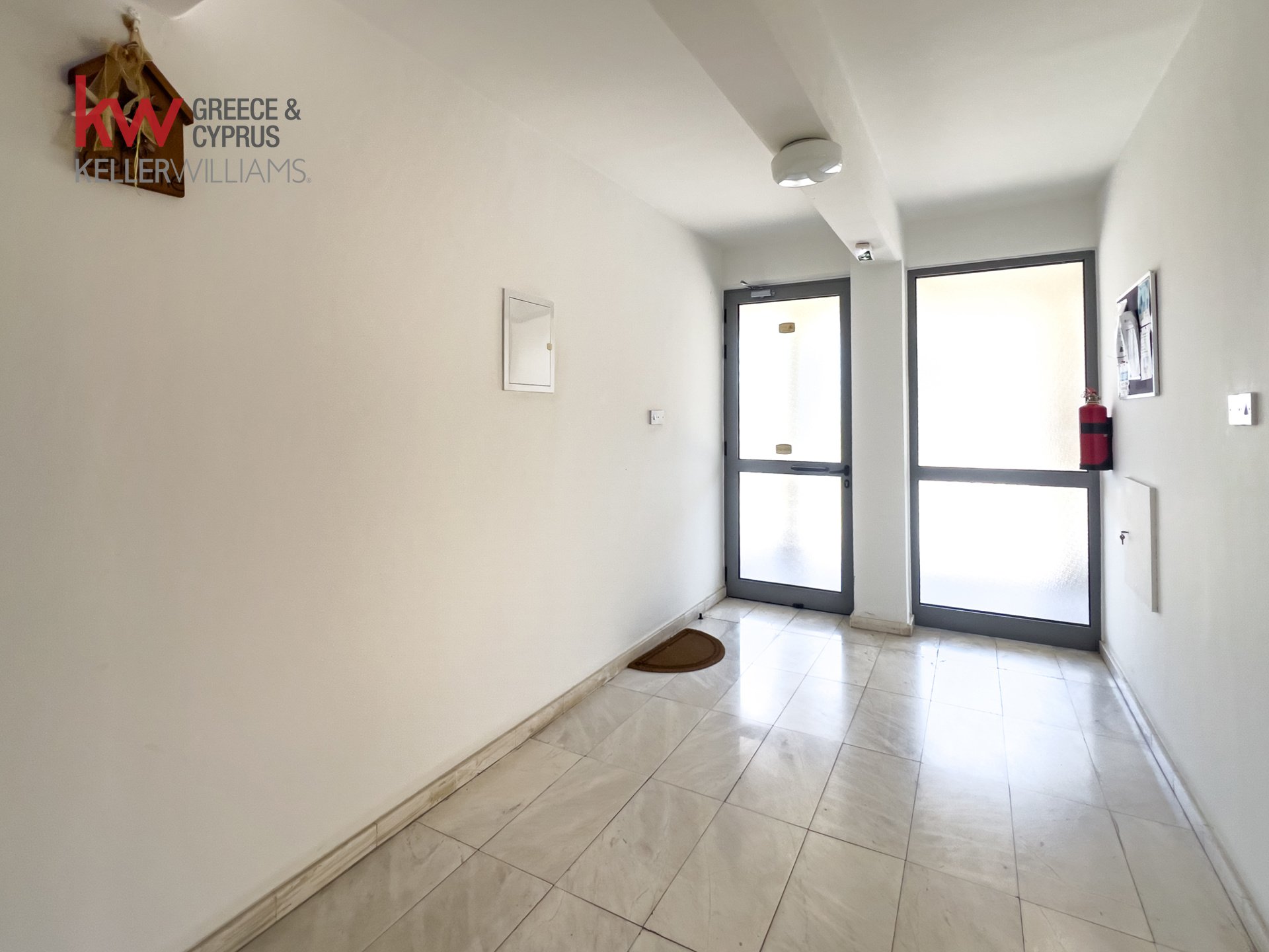 Квартира с 2 спальнями в Ларнака, Кипр № 51843