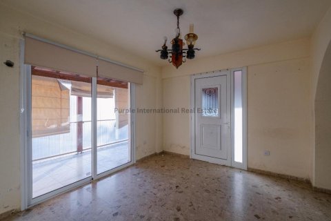3 bedrooms Villa in Pyrga, Larnaka,  No. 37888 11