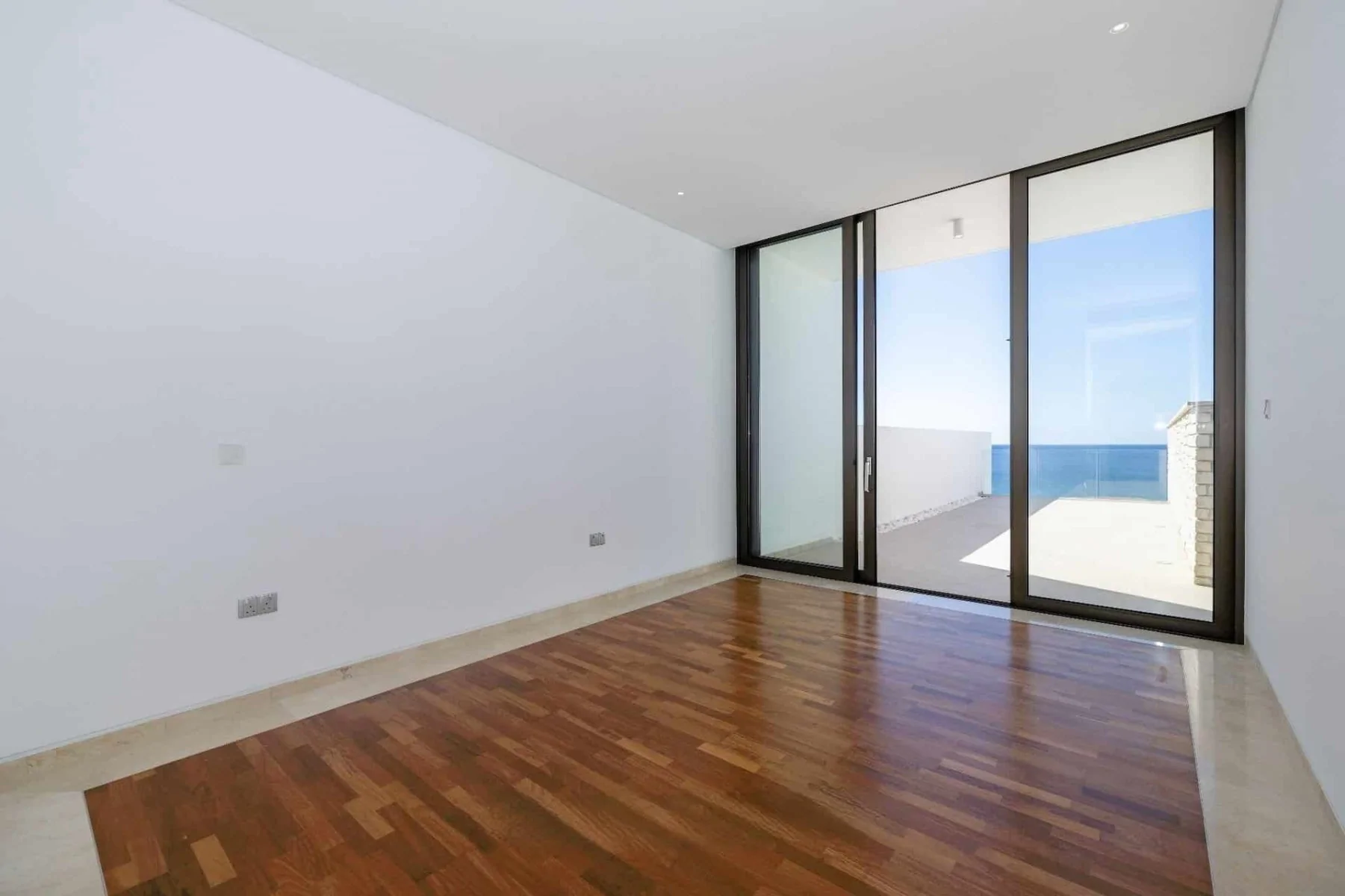 5 bedrooms Villa in Paphos, Cyprus No. 37884