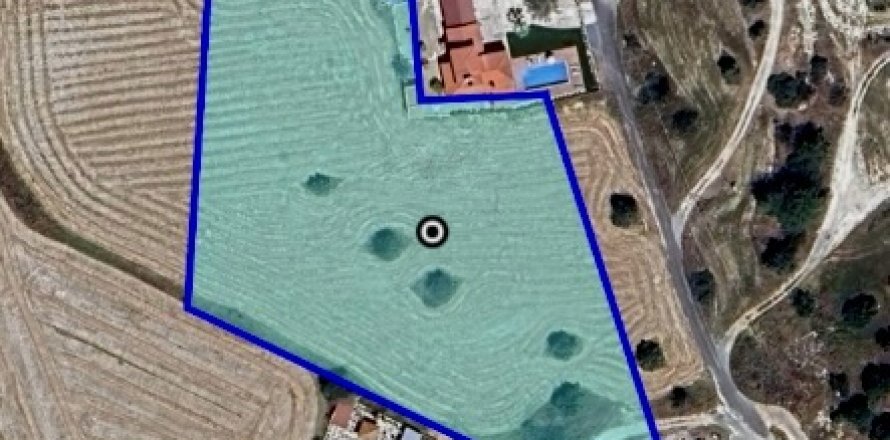 9767m2 Land in Alethriko, Larnaka,  No. 40602