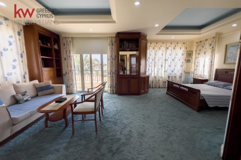 5 bedrooms Villa in Larnaka,  No. 40619 28