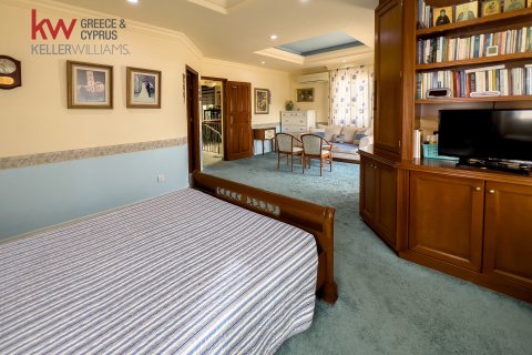 5 bedrooms Villa in Larnaka,  No. 40619 30