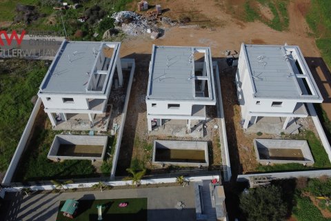 4 bedrooms Villa in Paralimni, Ammochostos,  No. 40599 3