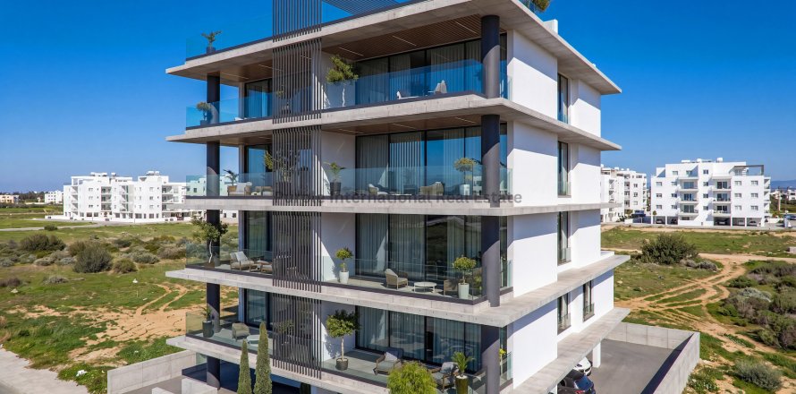 3 dormitorios Apartamento en Livadia, Larnaka,  No. 56347