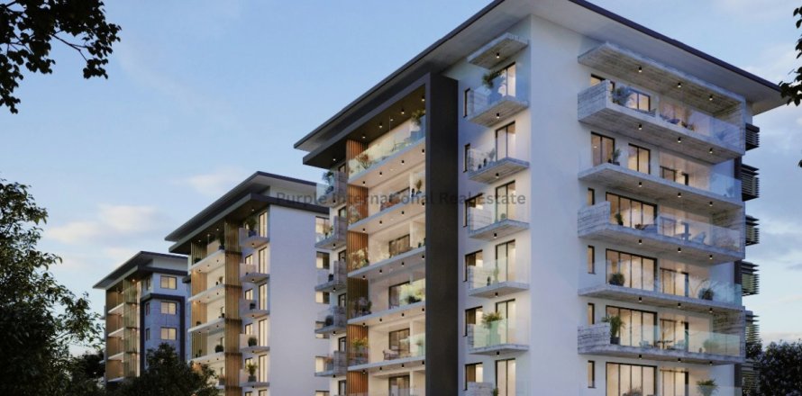 3 bedrooms Apartment in Paphos,  No. 8696