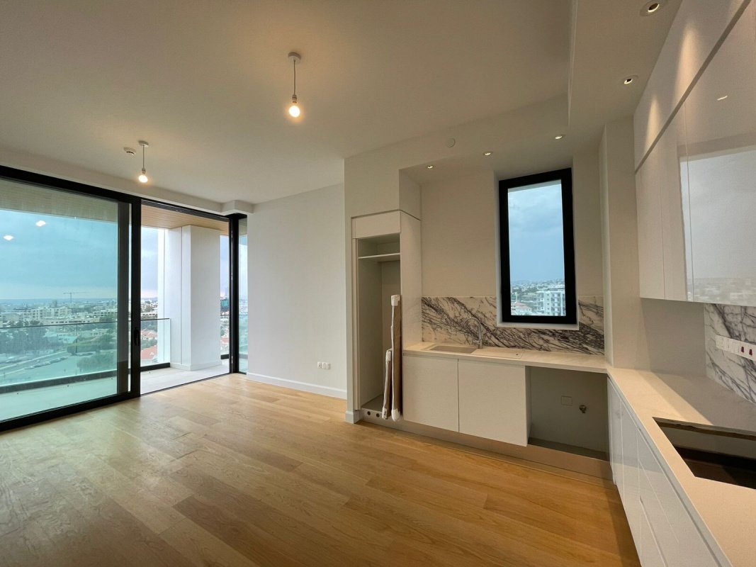 3 rooms Apartment in Limassol, Cyprus No. 38962