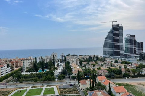 3 rooms Apartment in Limassol,  No. 38962 8