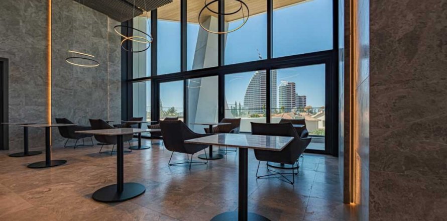 3 rooms Apartment in Limassol,  No. 38962