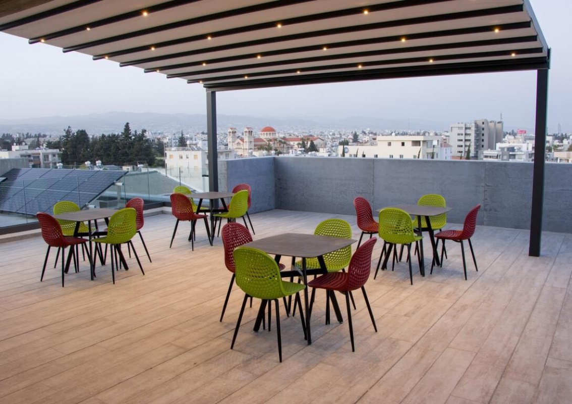 18 rooms Apartment in Limassol, Cyprus No. 38959