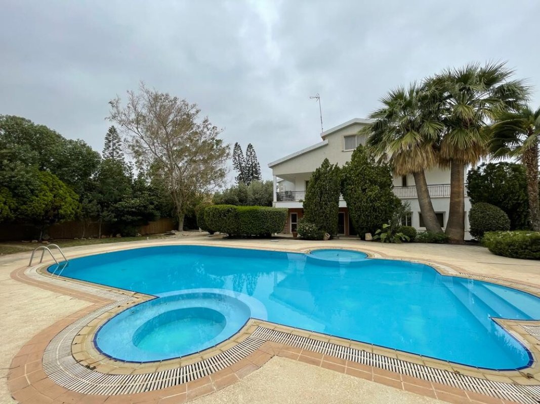 6 pièces Villa à Limassol, Chypre No. 38961