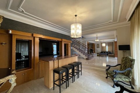 6 rooms Villa in Limassol,  No. 38961 2