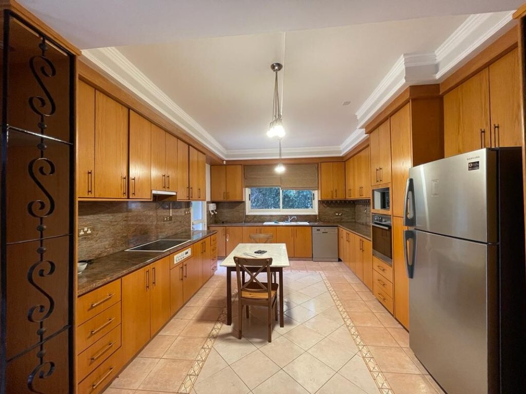6 pièces Villa à Limassol, Chypre No. 38961