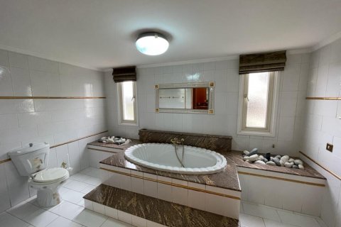 6 rooms Villa in Limassol,  No. 38961 9