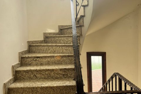 4 bedrooms Townhouse in Dali, Nicosia, No. 39783 3