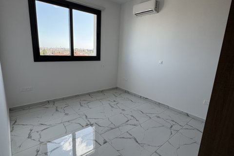 Квартира с 2 спальнями в Ларнака,  № 39784 5