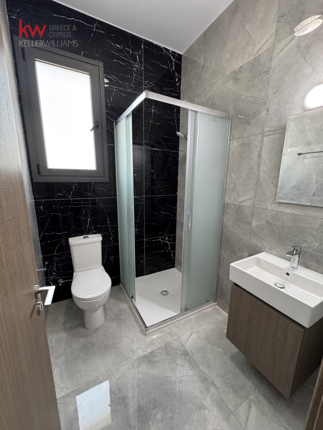 2 bedrooms Apartment in Larnaca, Larnaka, Cyprus No. 39786