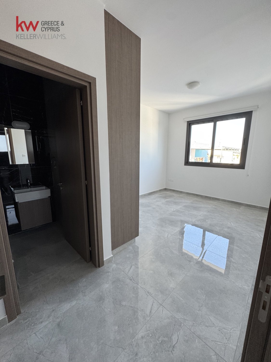 2 bedrooms Apartment in Larnaca, Larnaka, Cyprus No. 39786