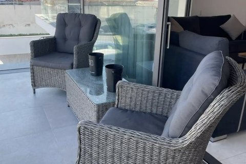 2 bedrooms Apartment in Larnaca, Larnaka,  No. 39782 16