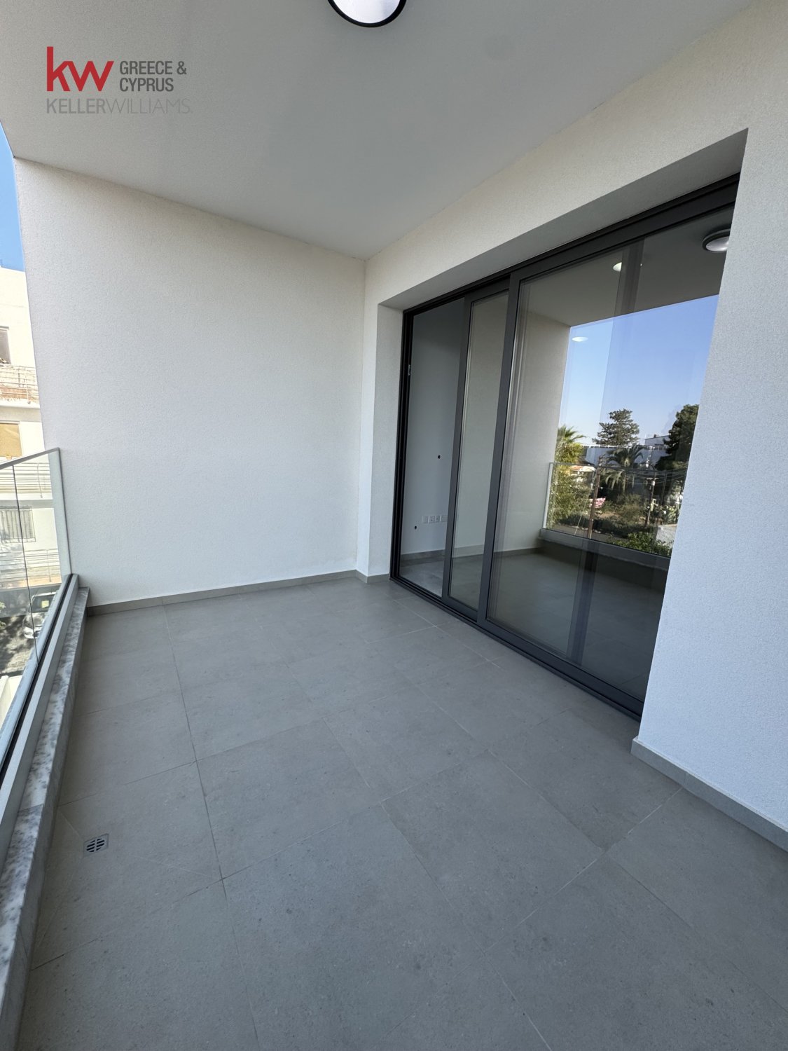 2 bedrooms Apartment in Larnaca, Larnaka, Cyprus No. 39785