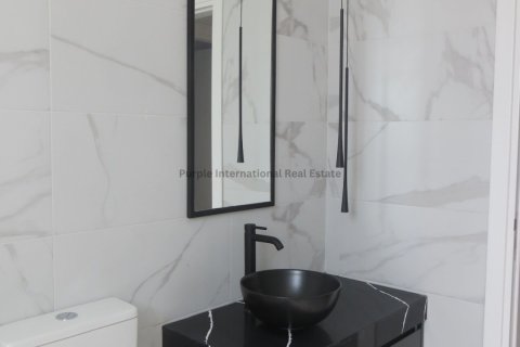 4 bedrooms Villa in Chloraka, Paphos,  No. 37838 12